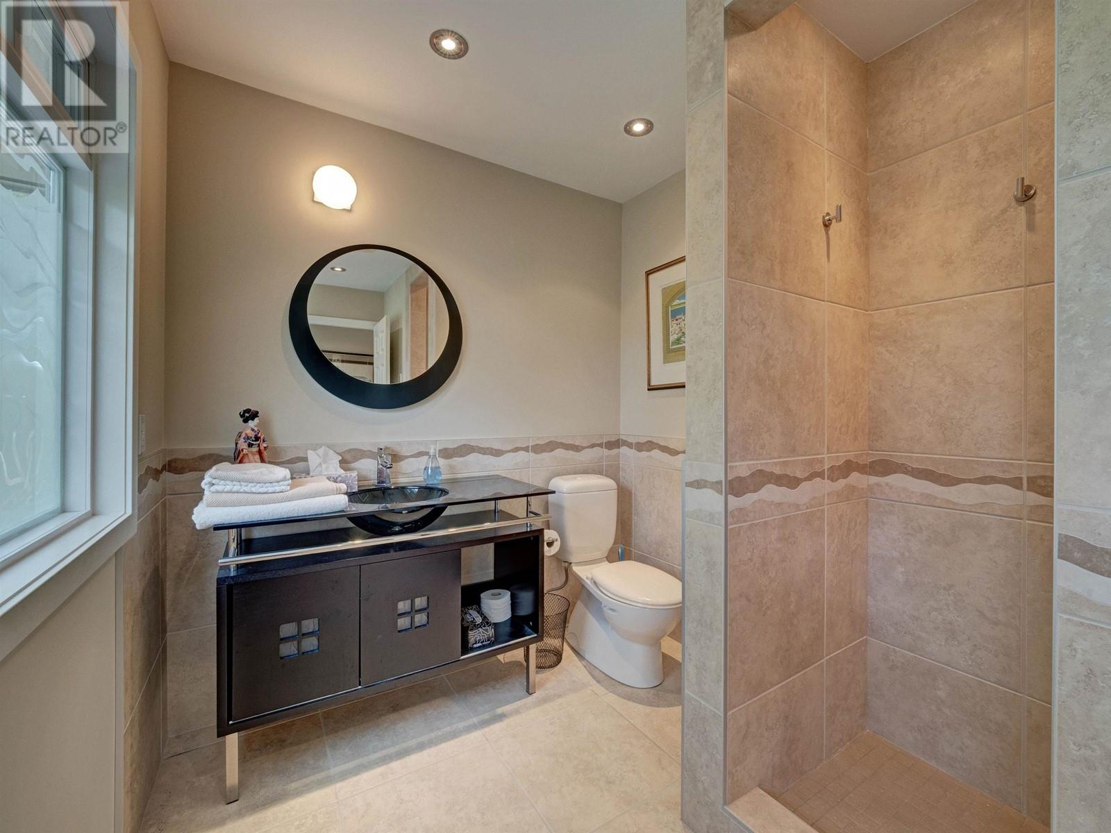 5951 Sunshine Coast Highway, Sechelt, British Columbia  V0N 3A7 - Photo 24 - R3002671