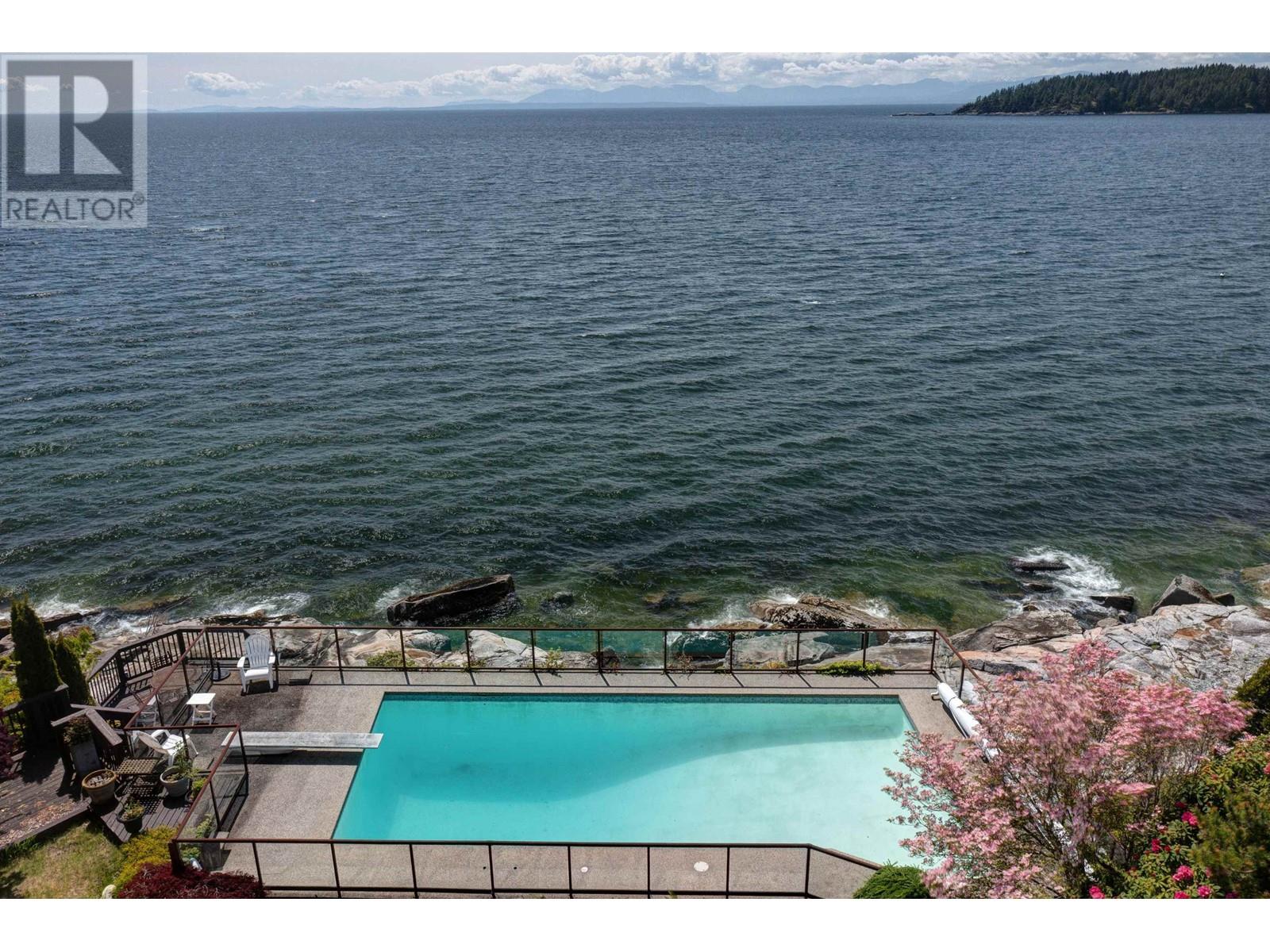 5951 Sunshine Coast Highway, Sechelt, British Columbia  V0N 3A7 - Photo 6 - R3002671
