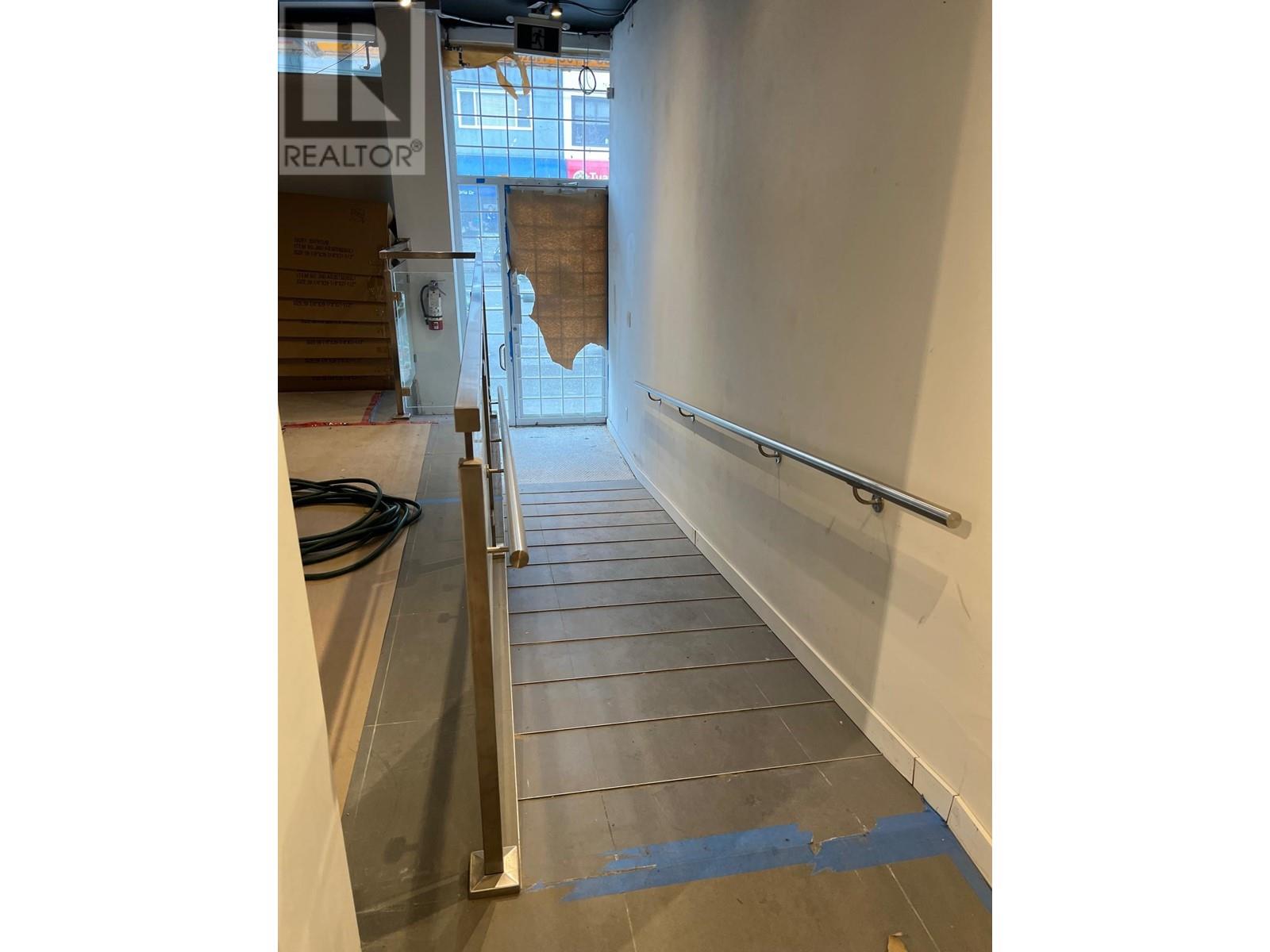 5055 Victoria Drive, Vancouver, British Columbia  V5P 3T9 - Photo 4 - C8069155