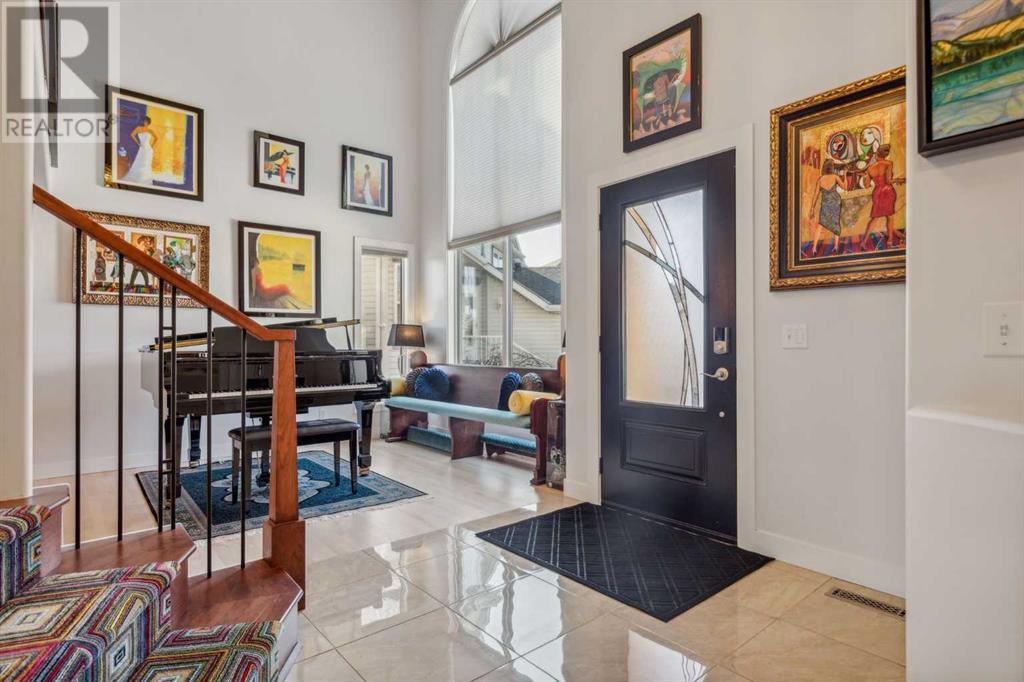 Property at 81 Rocky Ridge Close NW image 3