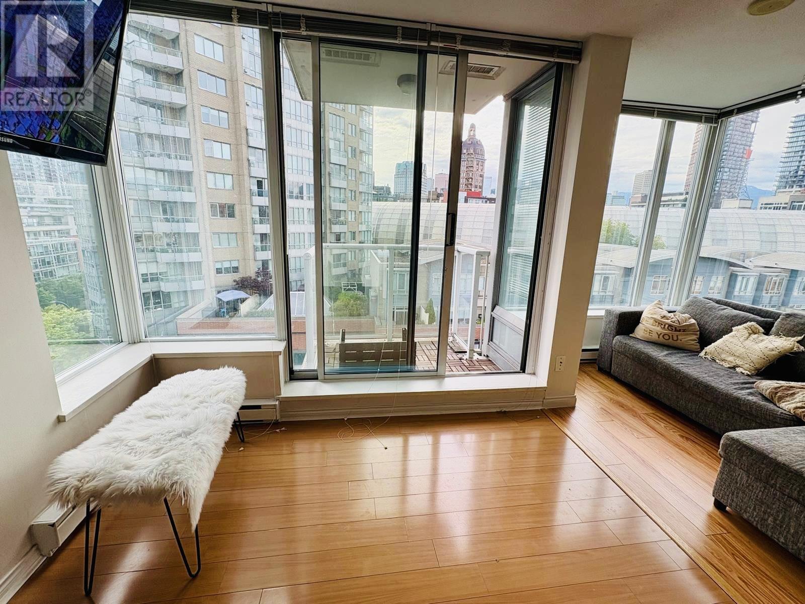 903 550 Taylor Street, Vancouver, British Columbia  V6B 1R1 - Photo 2 - R3002590