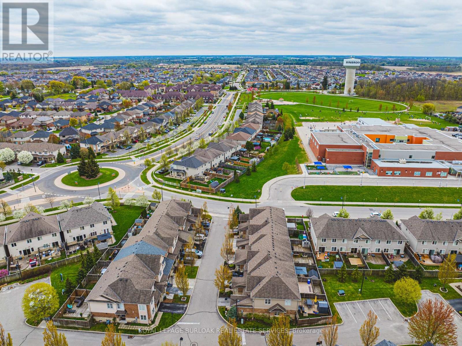 32 - 10 Pumpkin Pass, Hamilton, Ontario  L0R 1C0 - Photo 36 - X12147285