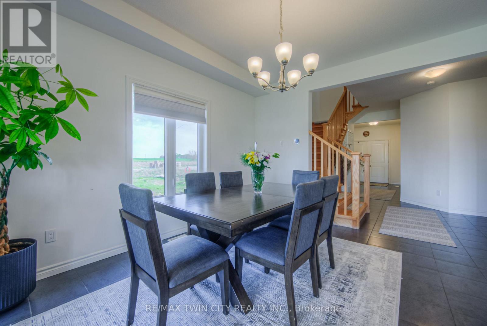 198 Savannah Ridge Drive, Brant, Ontario  N3L 0L5 - Photo 14 - X12147360