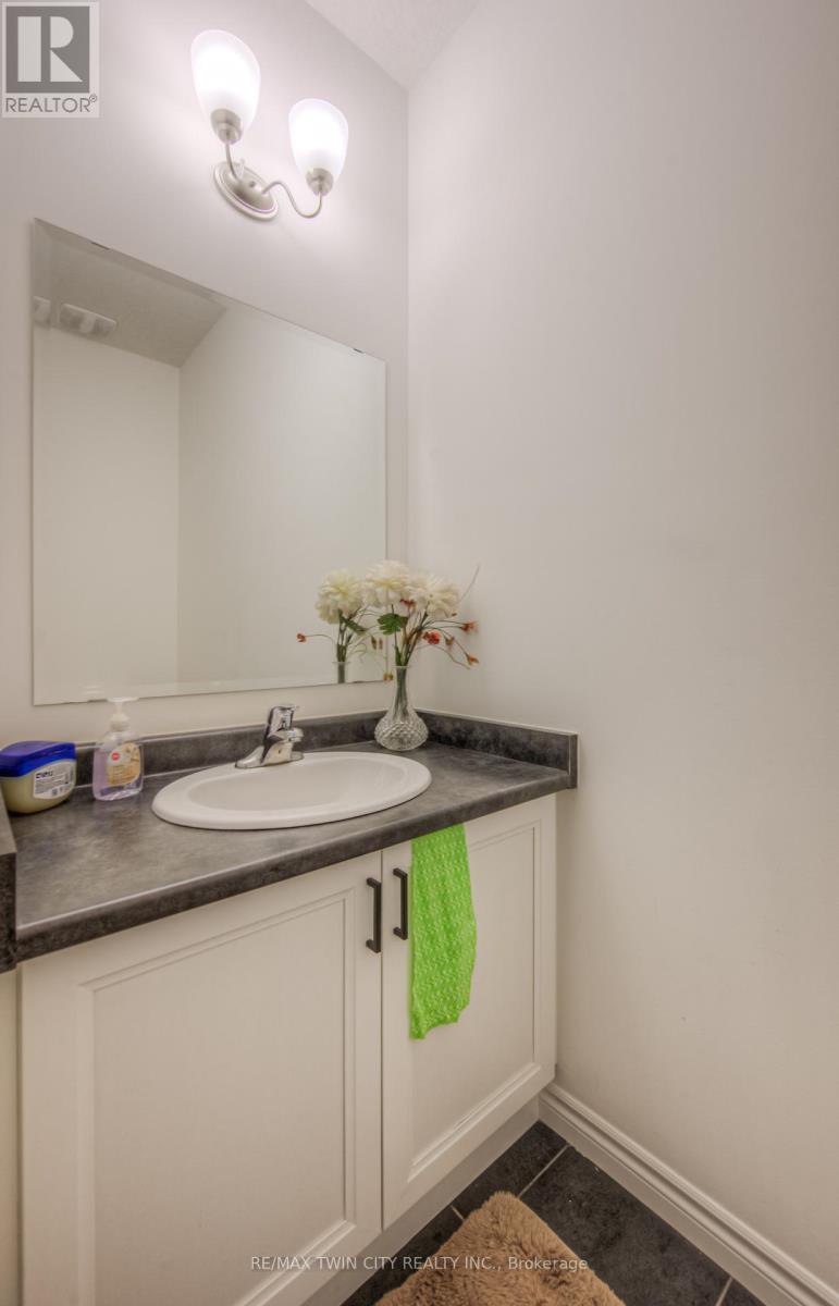 198 Savannah Ridge Drive, Brant, Ontario  N3L 0L5 - Photo 22 - X12147360