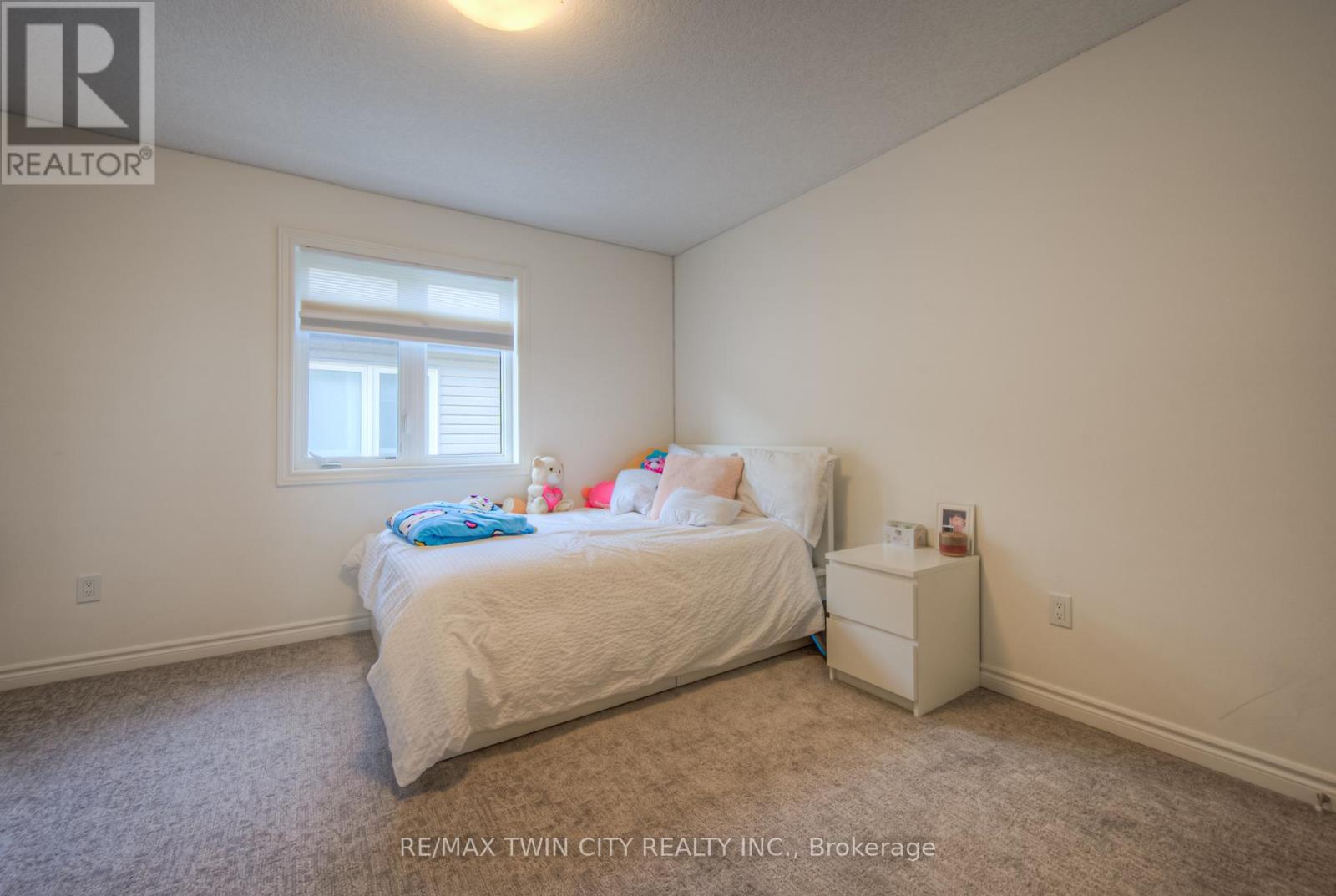 198 Savannah Ridge Drive, Brant, Ontario  N3L 0L5 - Photo 29 - X12147360