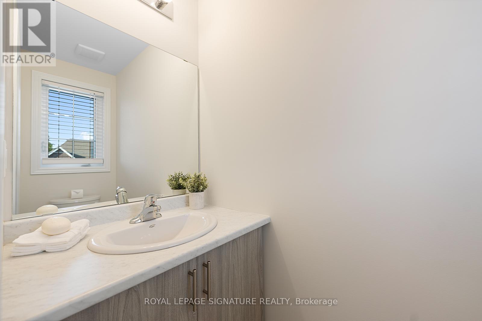 36 Hillcroft Way, Kawartha Lakes (Bobcaygeon), Ontario  K0M 1A0 - Photo 17 - X12147384