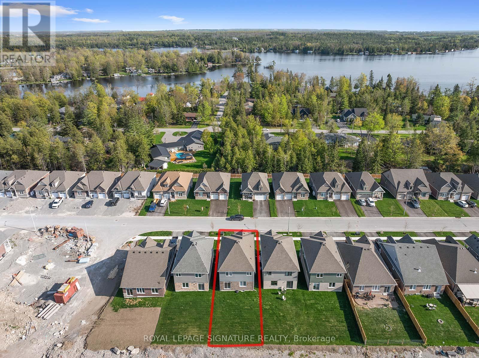 Property at 36 HILLCROFT WAY image 2