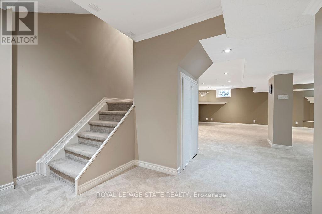 16 Linington Trail, Hamilton (Dundas), Ontario  L9H 7A3 - Photo 27 - X12147413