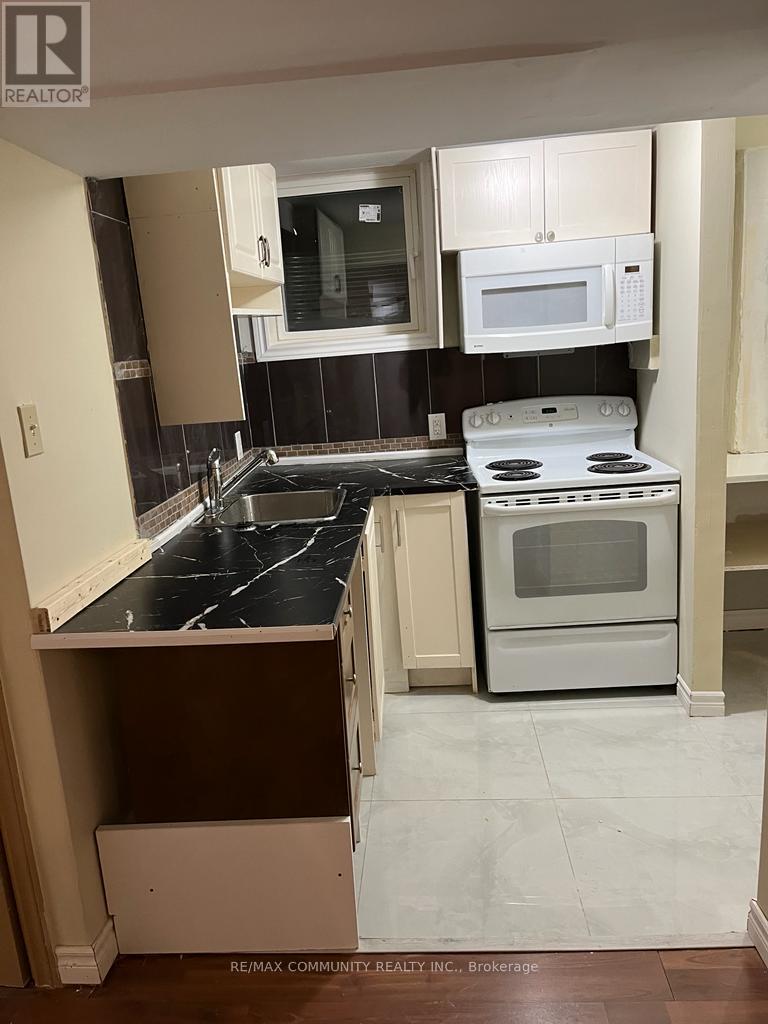 Bsmt - 10 Simcoe Drive, Belleville, Ontario  K8N 4Z5 - Photo 9 - X12147433