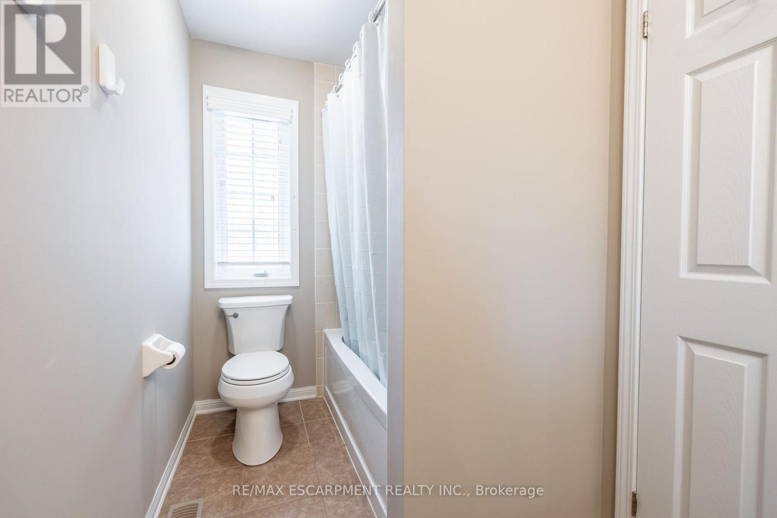 199 Emick Drive, Hamilton, Ontario  L9K 0E1 - Photo 30 - X12147458