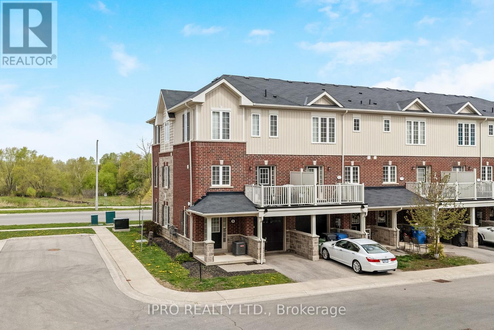 5 - 88 Decorso Drive, Guelph (Kortright East), Ontario  N1L 0A1 - Photo 3 - X12147481