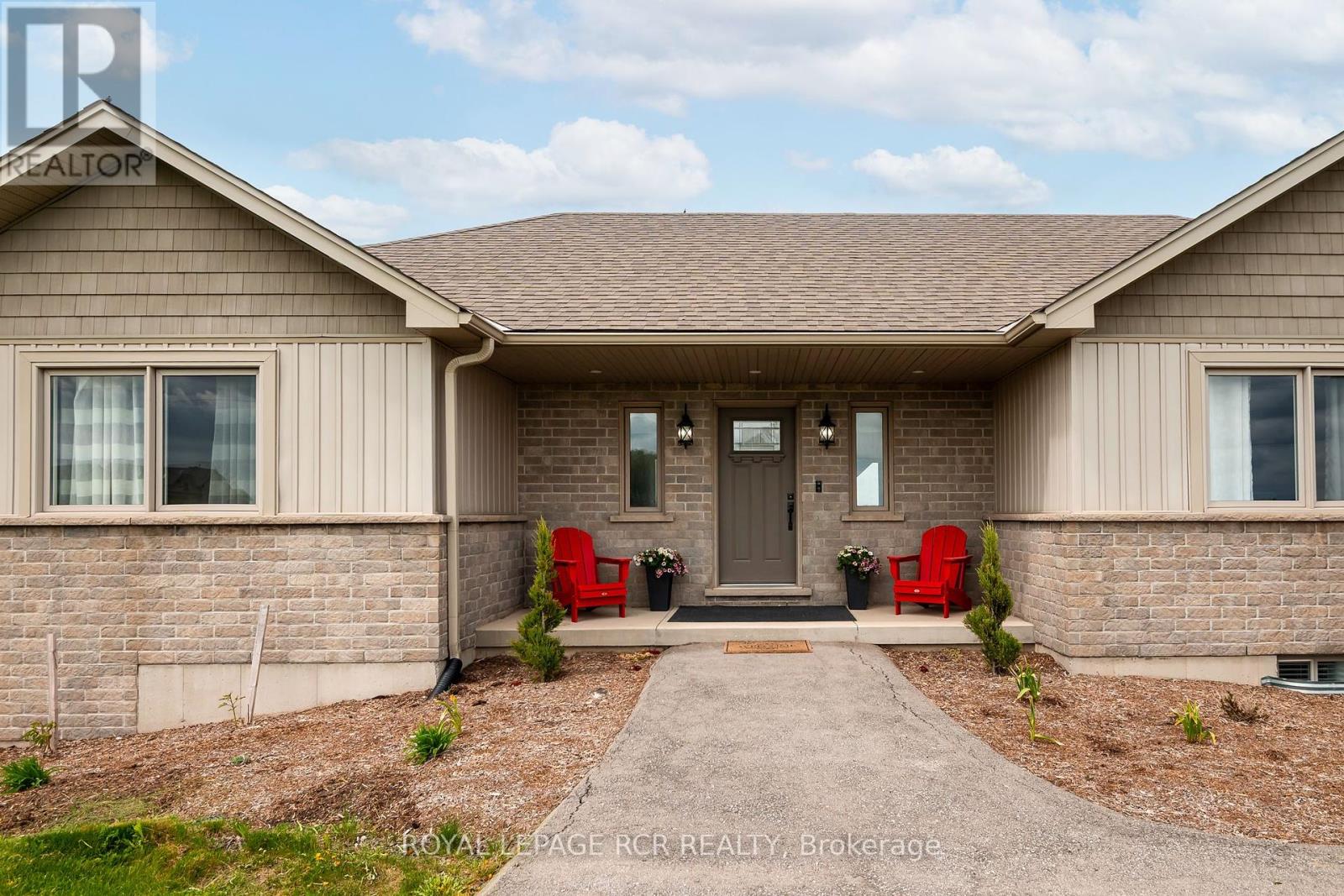 Property at 485201 30TH SIDE ROAD image 3