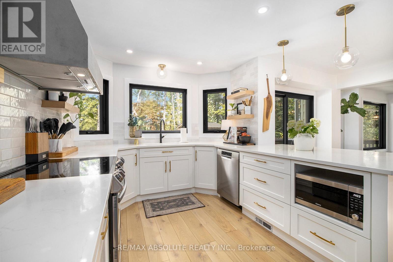 76 Hidden River Road, Mcnab/braeside, Ontario  K7S 3G9 - Photo 15 - X12147730