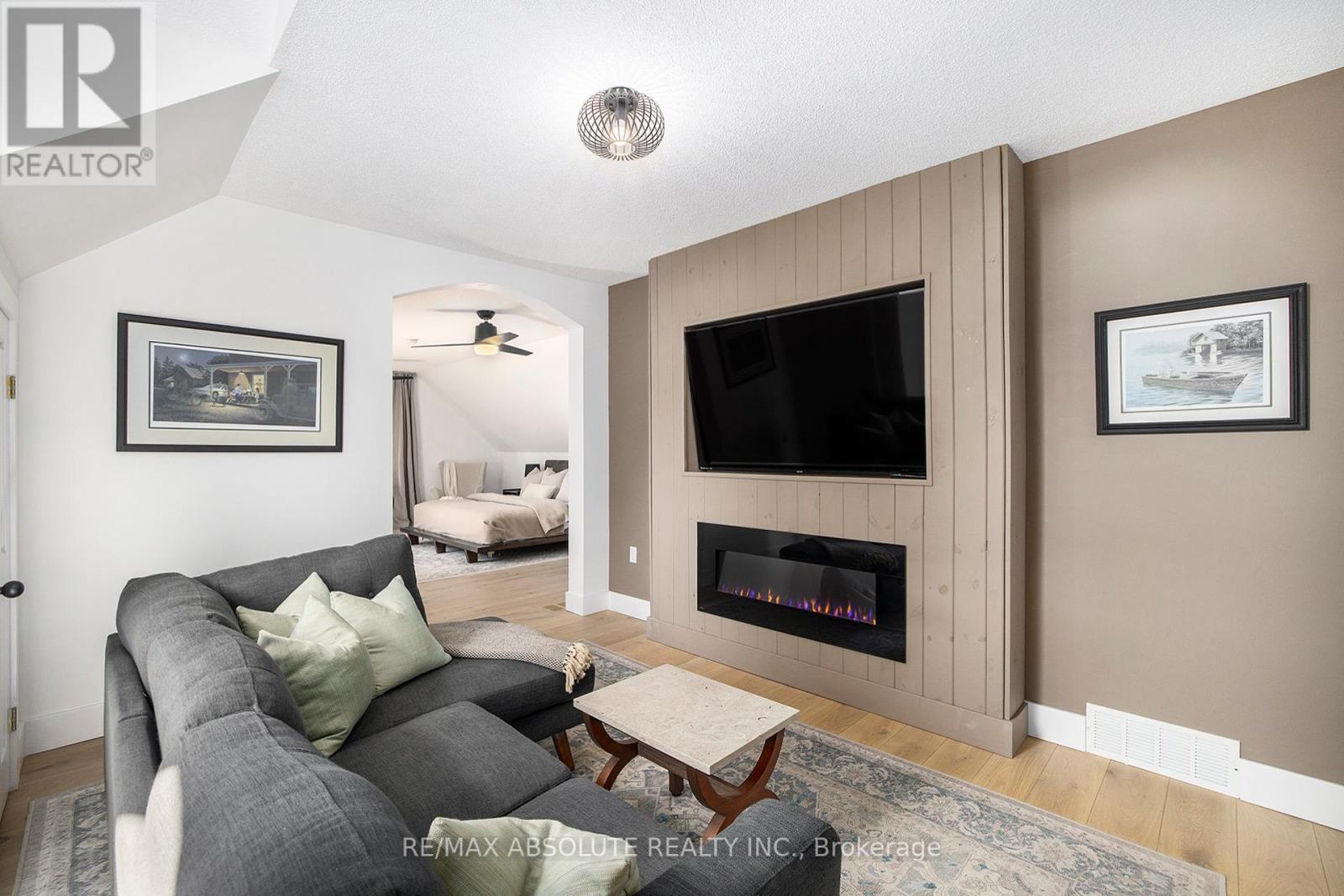 76 Hidden River Road, Mcnab/braeside, Ontario  K7S 3G9 - Photo 18 - X12147730