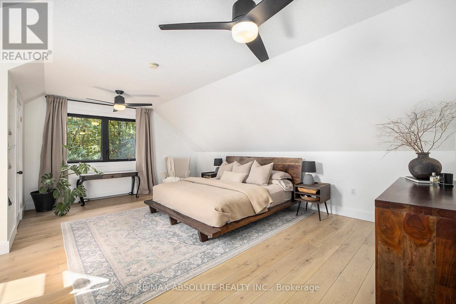 76 Hidden River Road, Mcnab/braeside, Ontario  K7S 3G9 - Photo 19 - X12147730