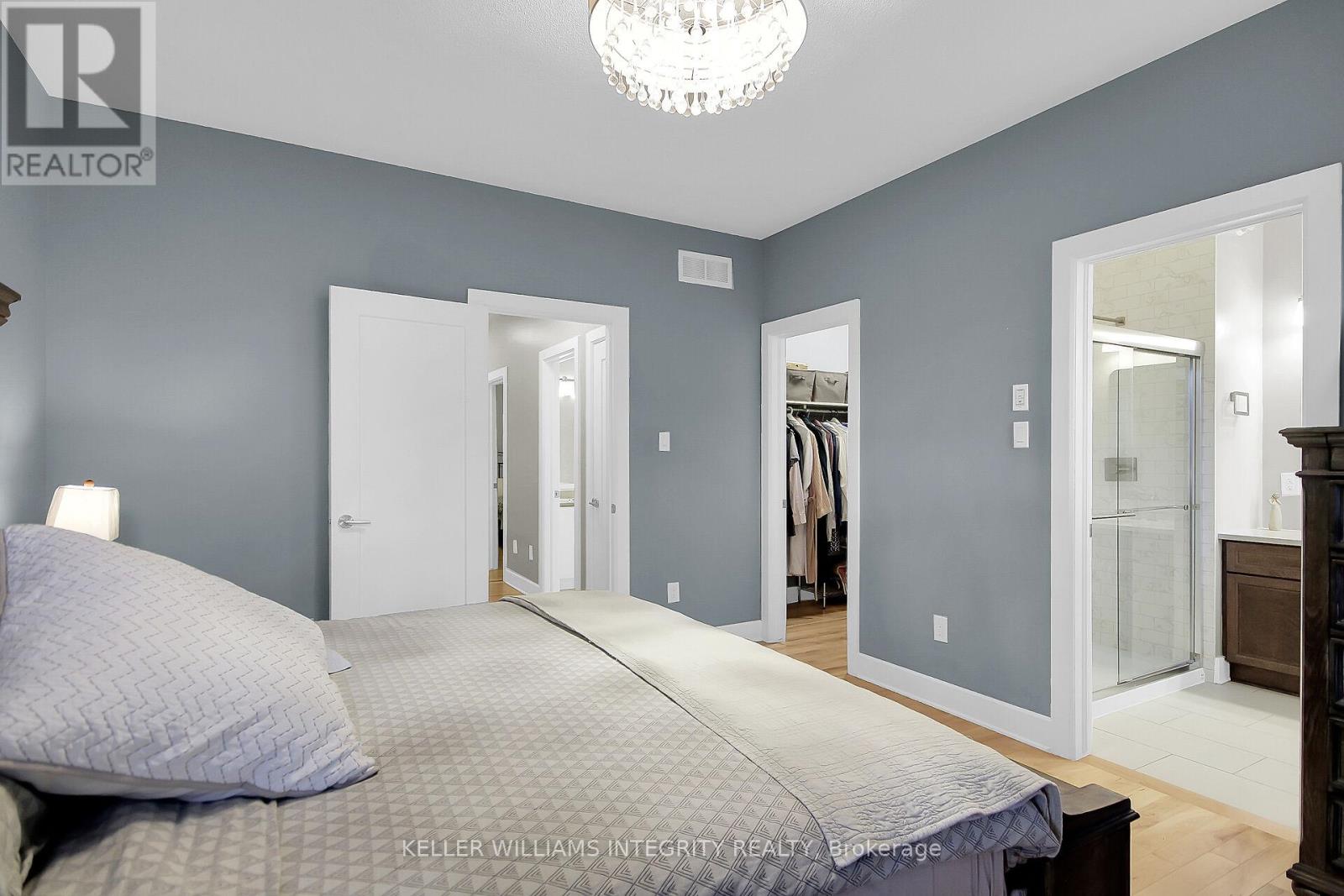 15 York Crossing, Russell, Ontario  K4R 0C4 - Photo 22 - X12147852