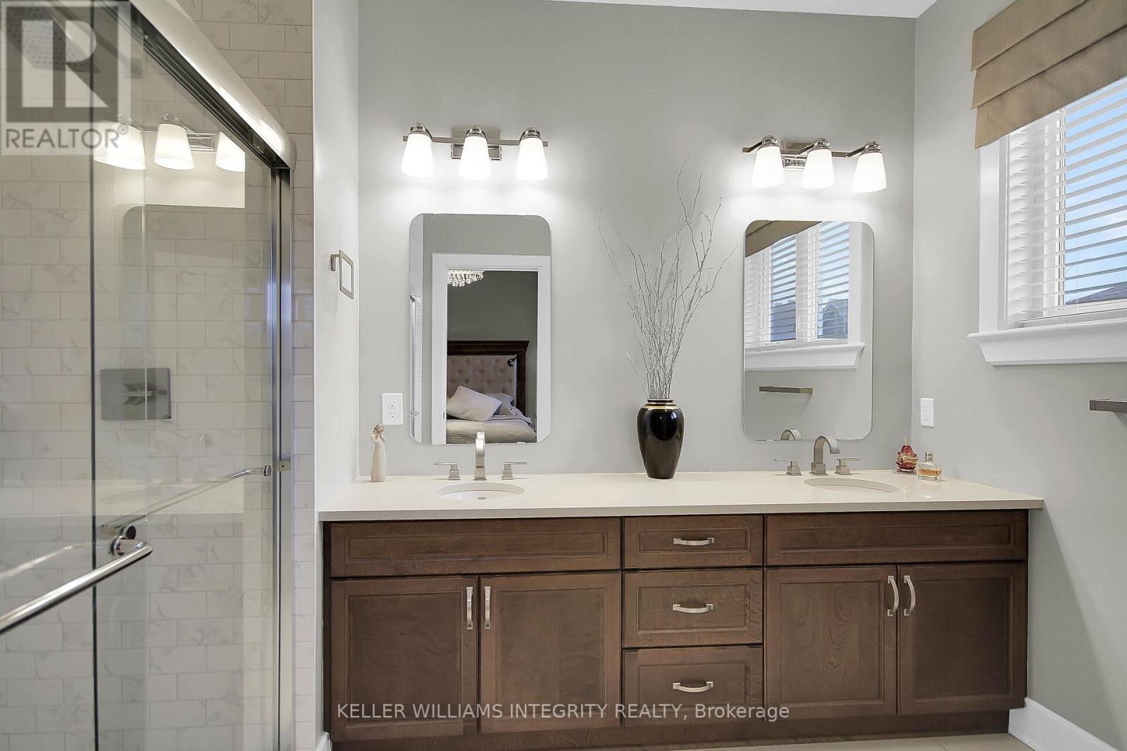 15 York Crossing, Russell, Ontario  K4R 0C4 - Photo 23 - X12147852