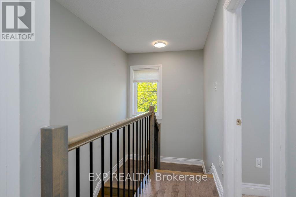 705 Reverie Private, Ottawa, Ontario  K2S 0T9 - Photo 18 - X12147863