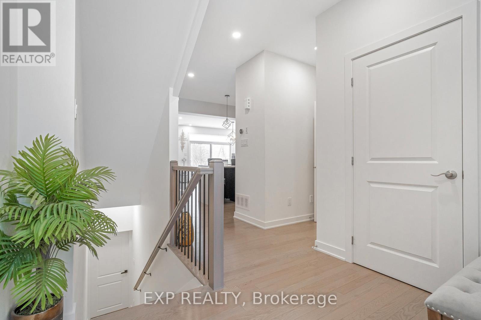 Property at 561 PAAKANAAK AVENUE image 5