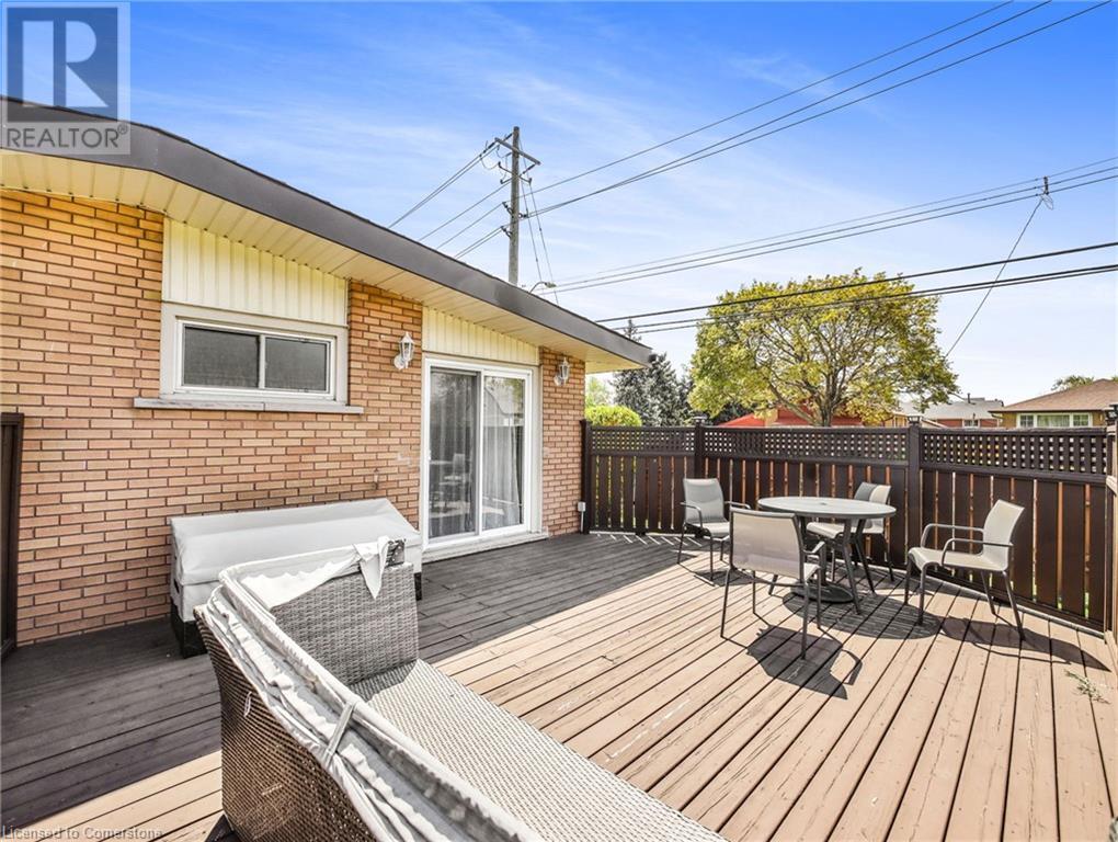 82 Deschene Avenue, Hamilton, Ontario  L9A 3J7 - Photo 31 - 40728725
