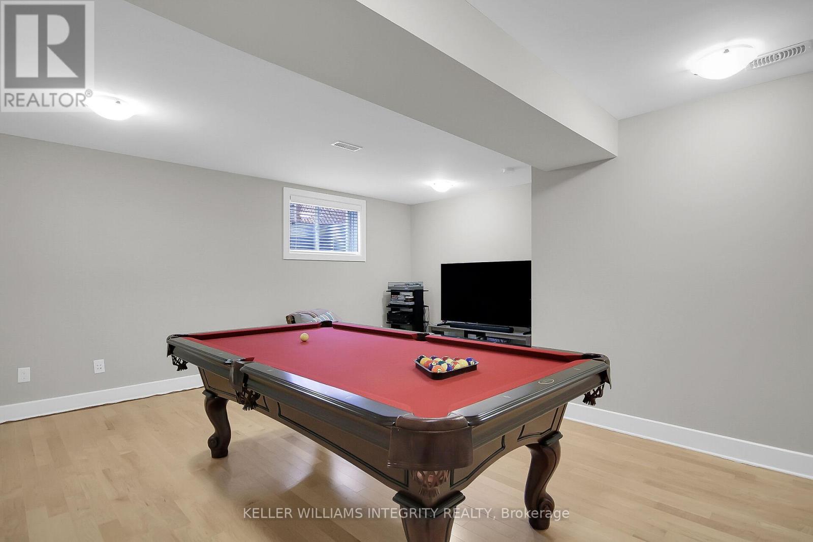 15 York Crossing, Russell, Ontario  K4R 0C4 - Photo 32 - X12147852