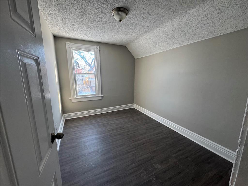 660 Furby Street, Winnipeg, Manitoba  R3B 2W2 - Photo 14 - 202510872