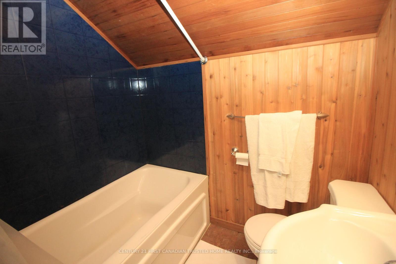 1051 Richmond Street, London East (East B), Ontario  N6A 3J7 - Photo 31 - X12147727