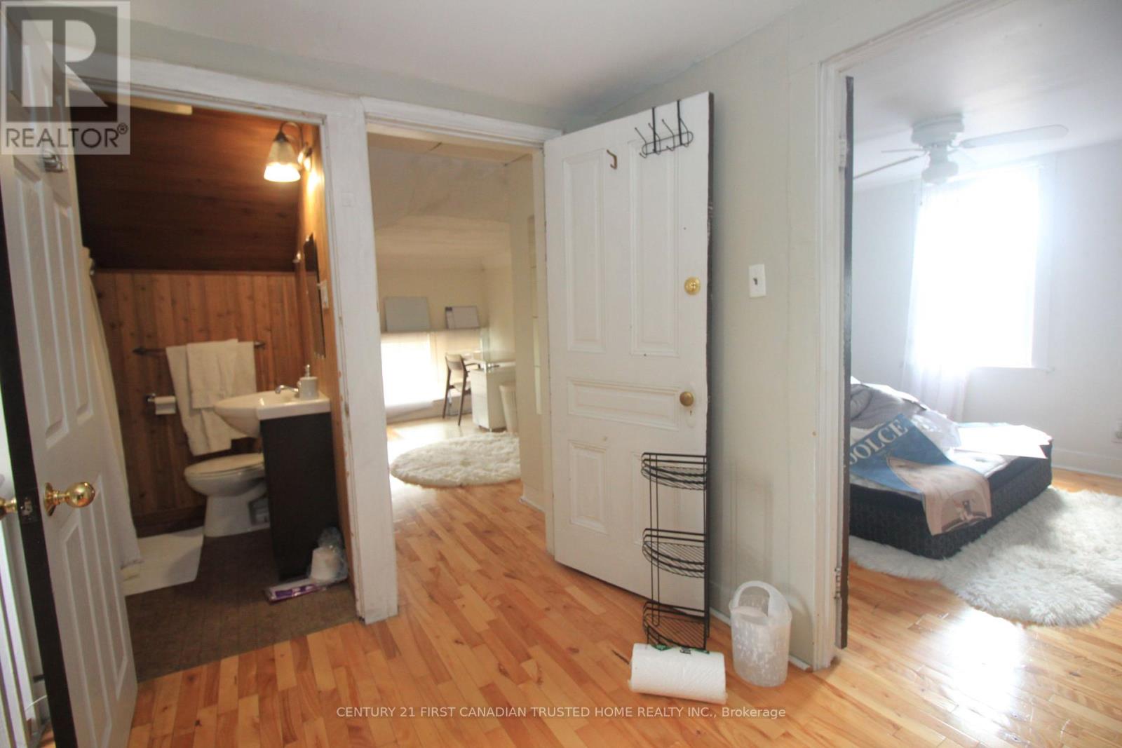 1051 Richmond Street, London East (East B), Ontario  N6A 3J7 - Photo 33 - X12147727