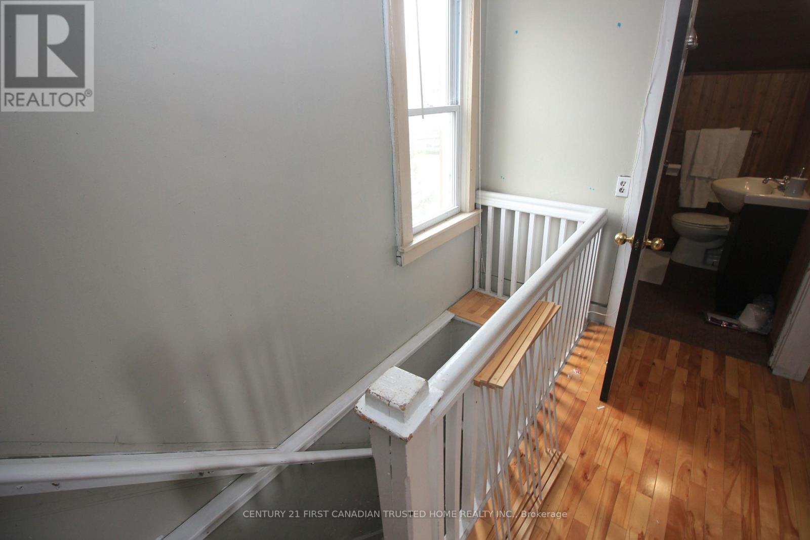 1051 Richmond Street, London East (East B), Ontario  N6A 3J7 - Photo 34 - X12147727