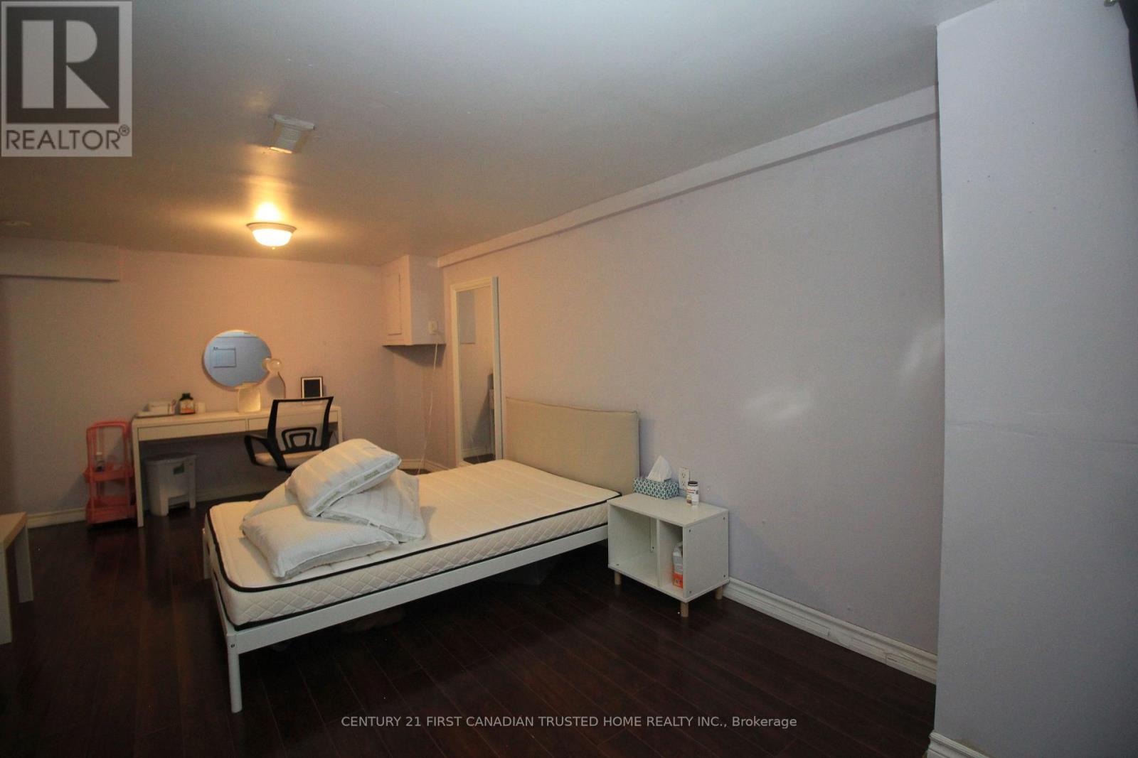 1051 Richmond Street, London East, Ontario  N6A 3J7 - Photo 45 - X12147727