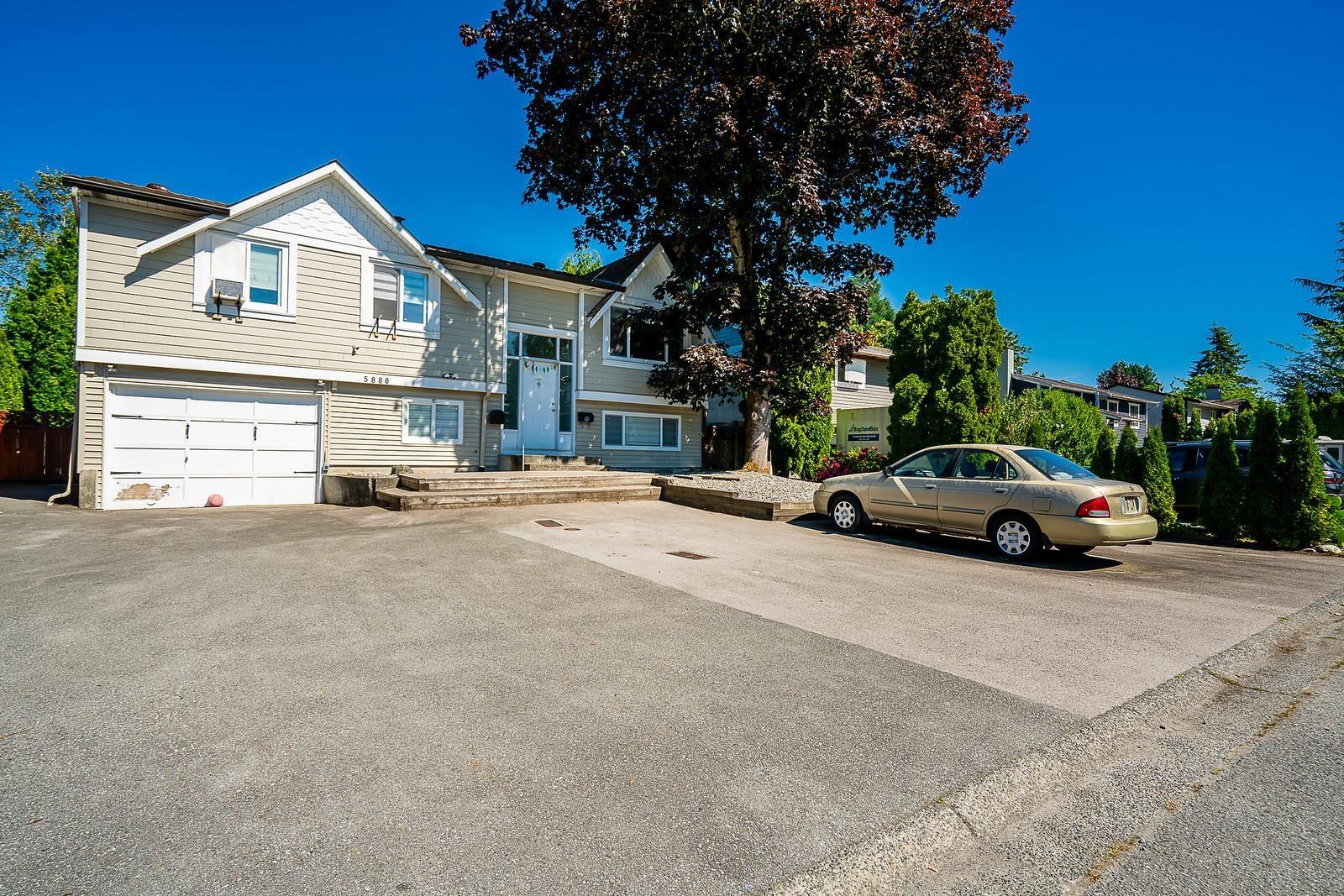 5886 184A STREET, surrey, British Columbia