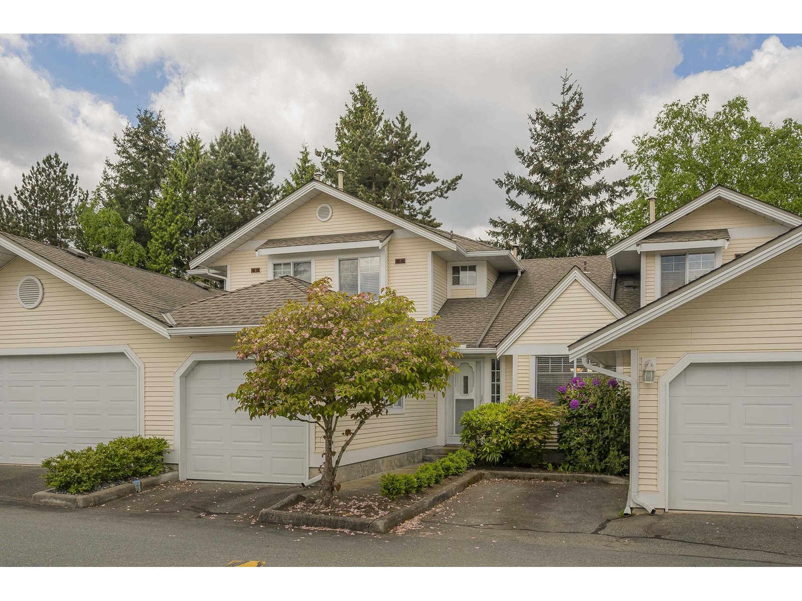 27 8737 212 STREET, langley, British Columbia