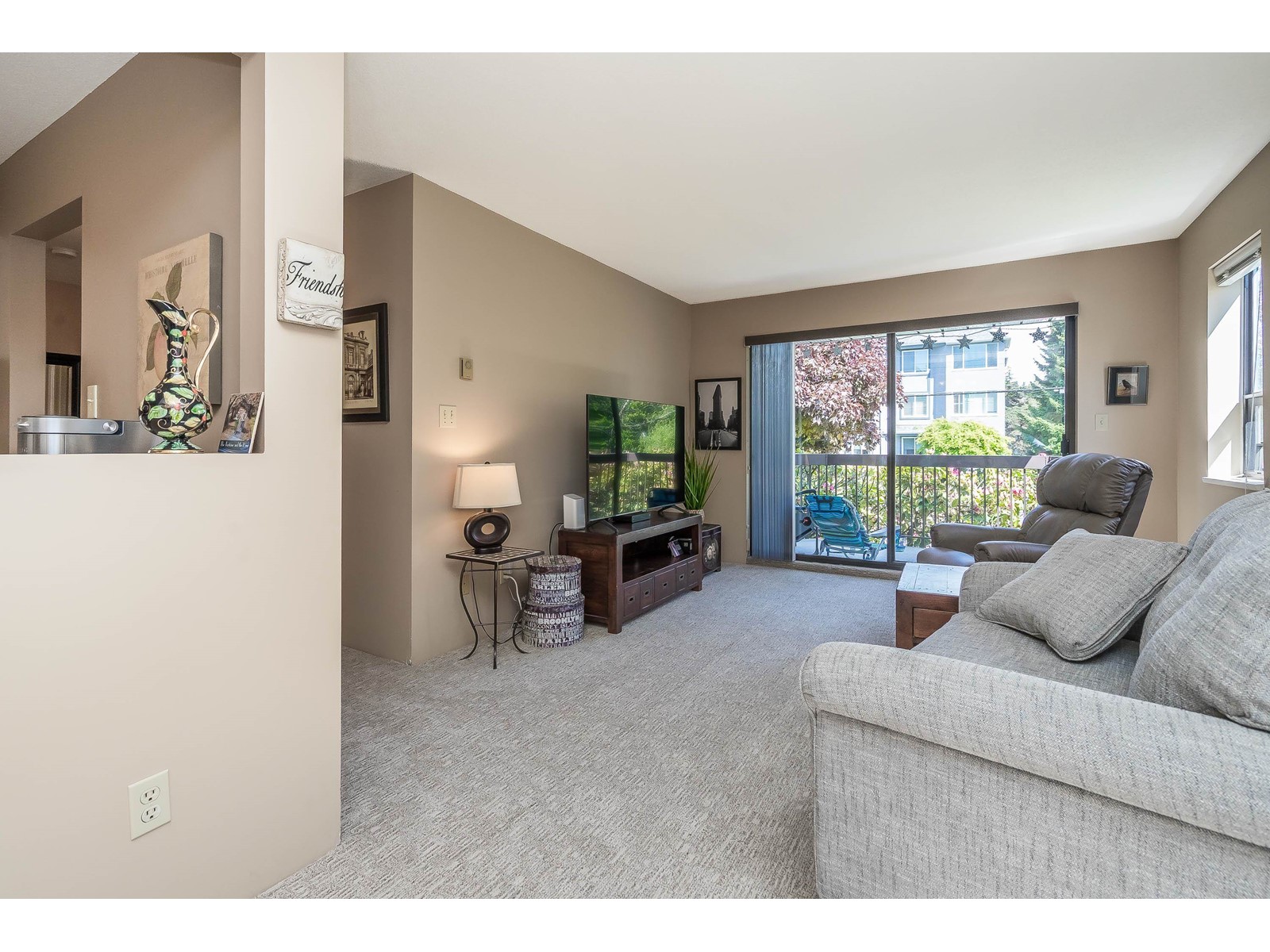 102 15290 Thrift Avenue, White Rock, British Columbia  V4B 2L2 - Photo 15 - R3002253