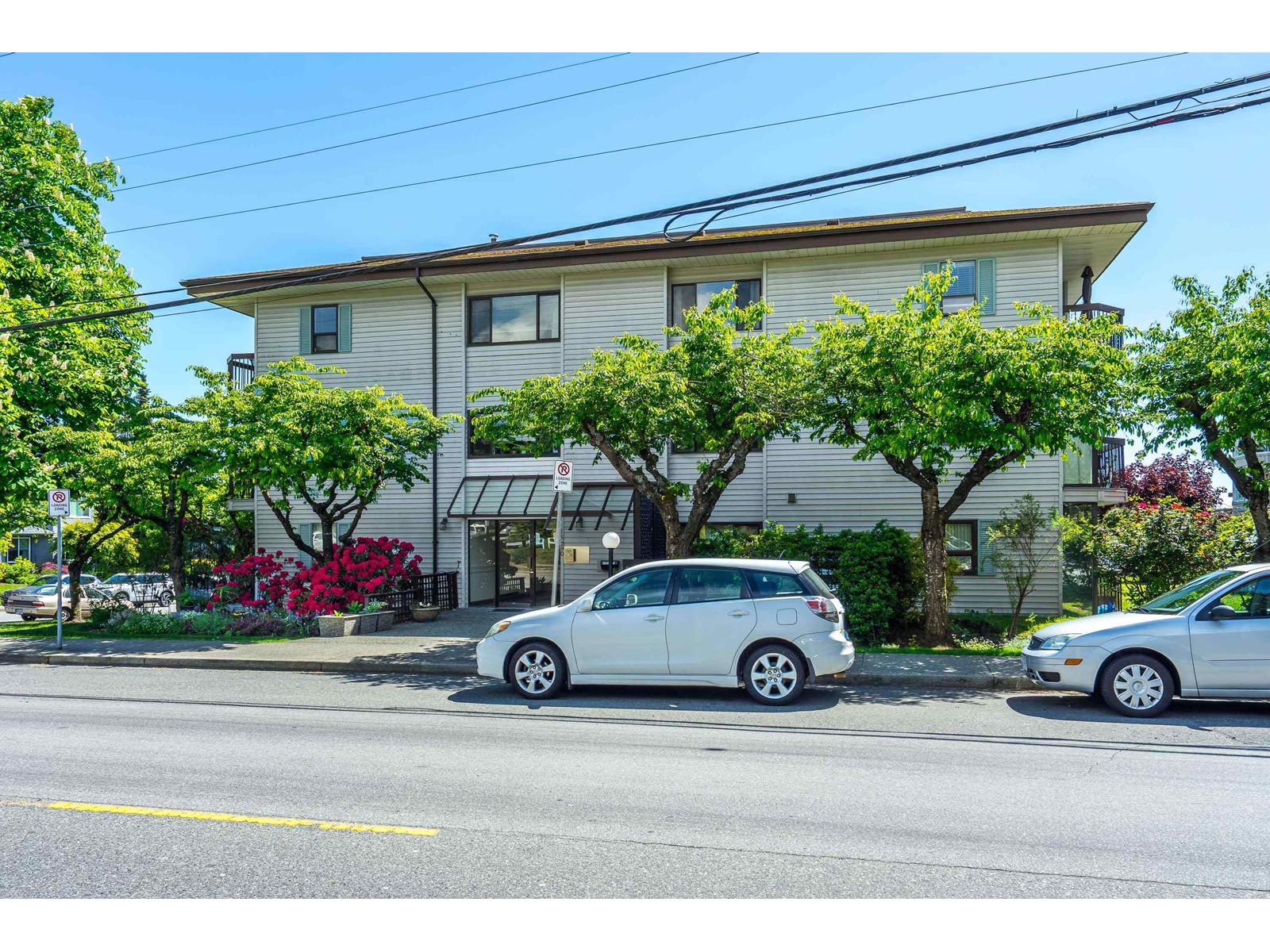 102 15290 Thrift Avenue, White Rock, British Columbia  V4B 2L2 - Photo 2 - R3002253