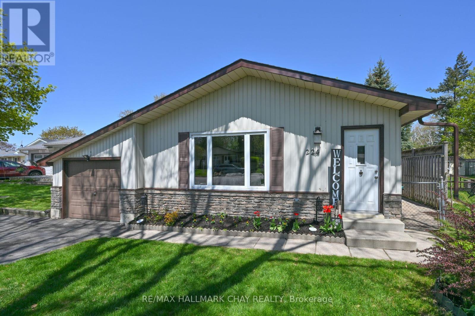 224 Tupper Boulevard, New Tecumseth, Ontario  L9R 1B5 - Photo 4 - N12143492