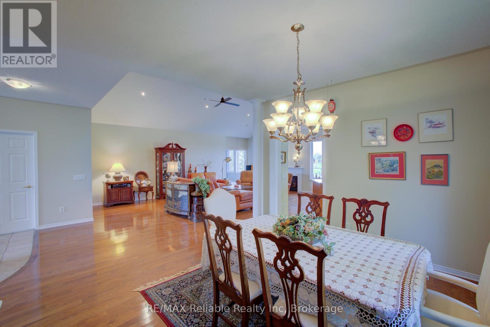 16 Stornoway Crescent, Huron East, Ontario  N0K 1W0 - Photo 18 - X12146832
