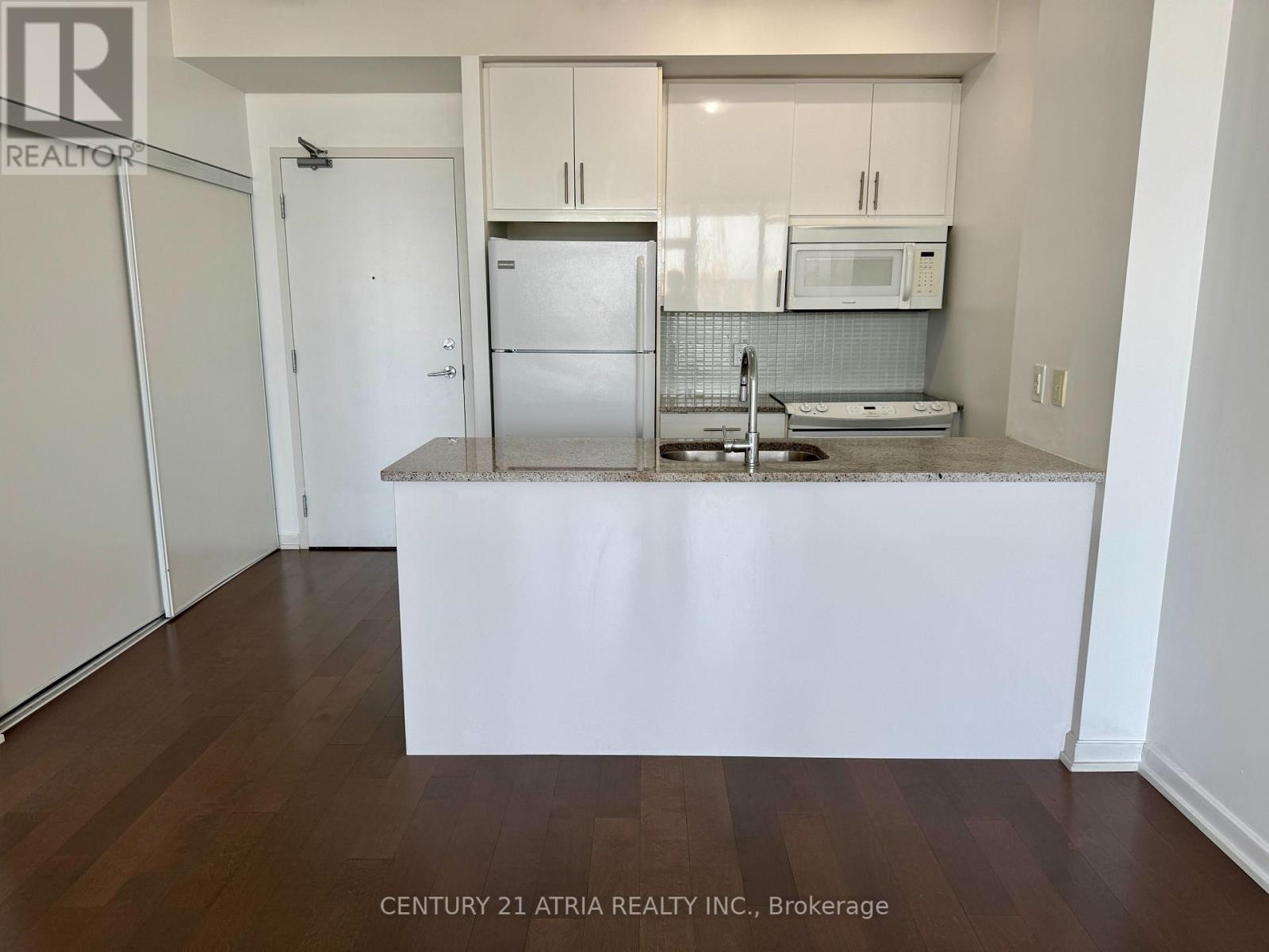 911 - 70 Forest Manor Road, Toronto, Ontario  M2J 0A9 - Photo 4 - C12147600