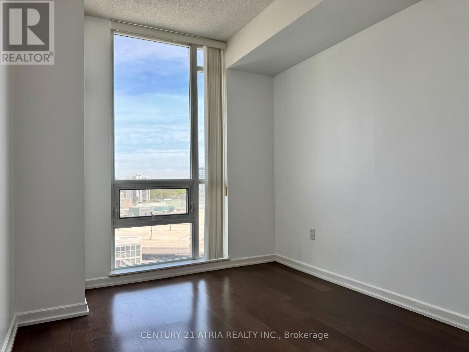 911 - 70 Forest Manor Road, Toronto, Ontario  M2J 0A9 - Photo 8 - C12147600