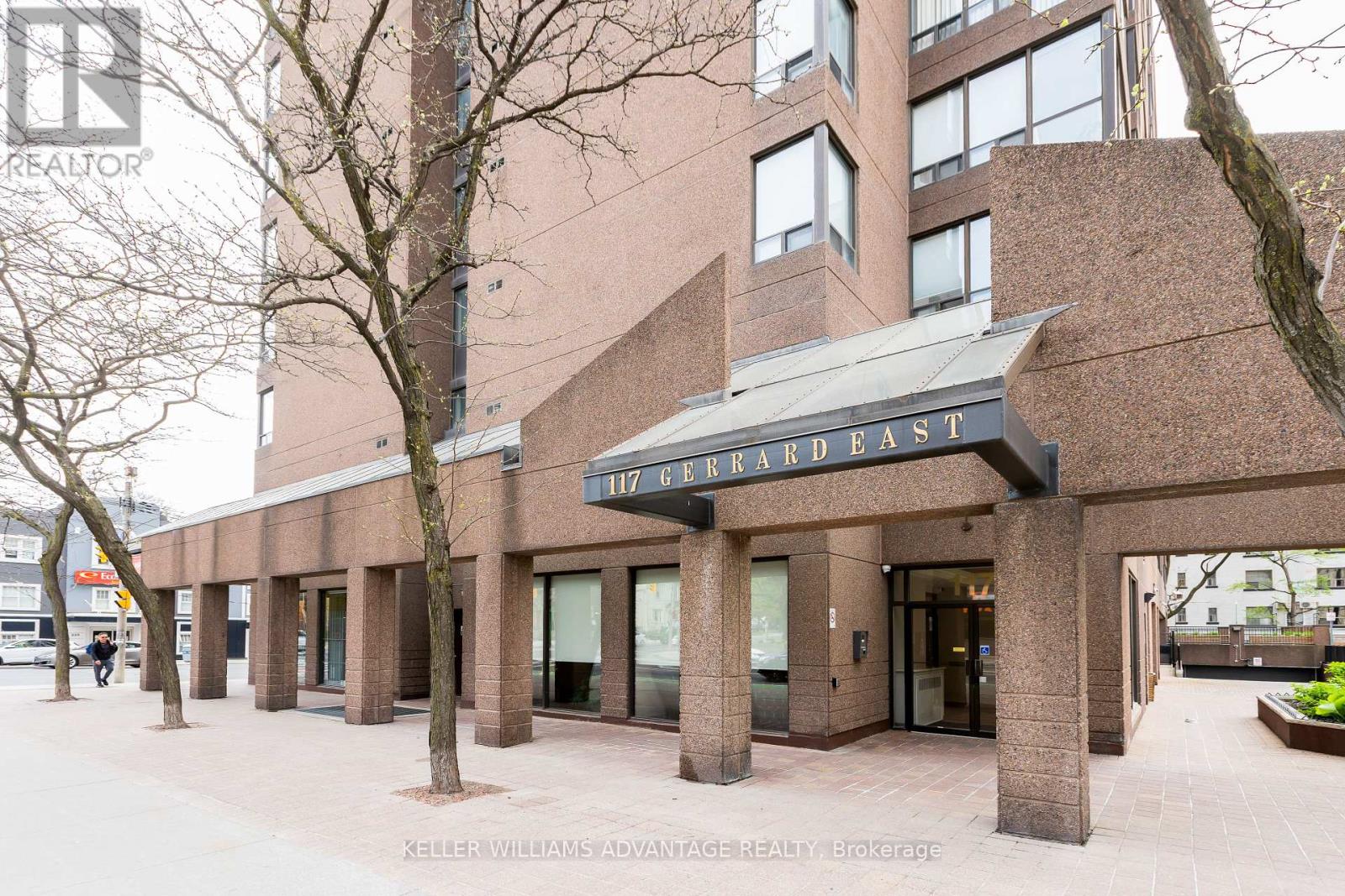 404 - 117 GERRARD STREET E, Toronto, Ontario