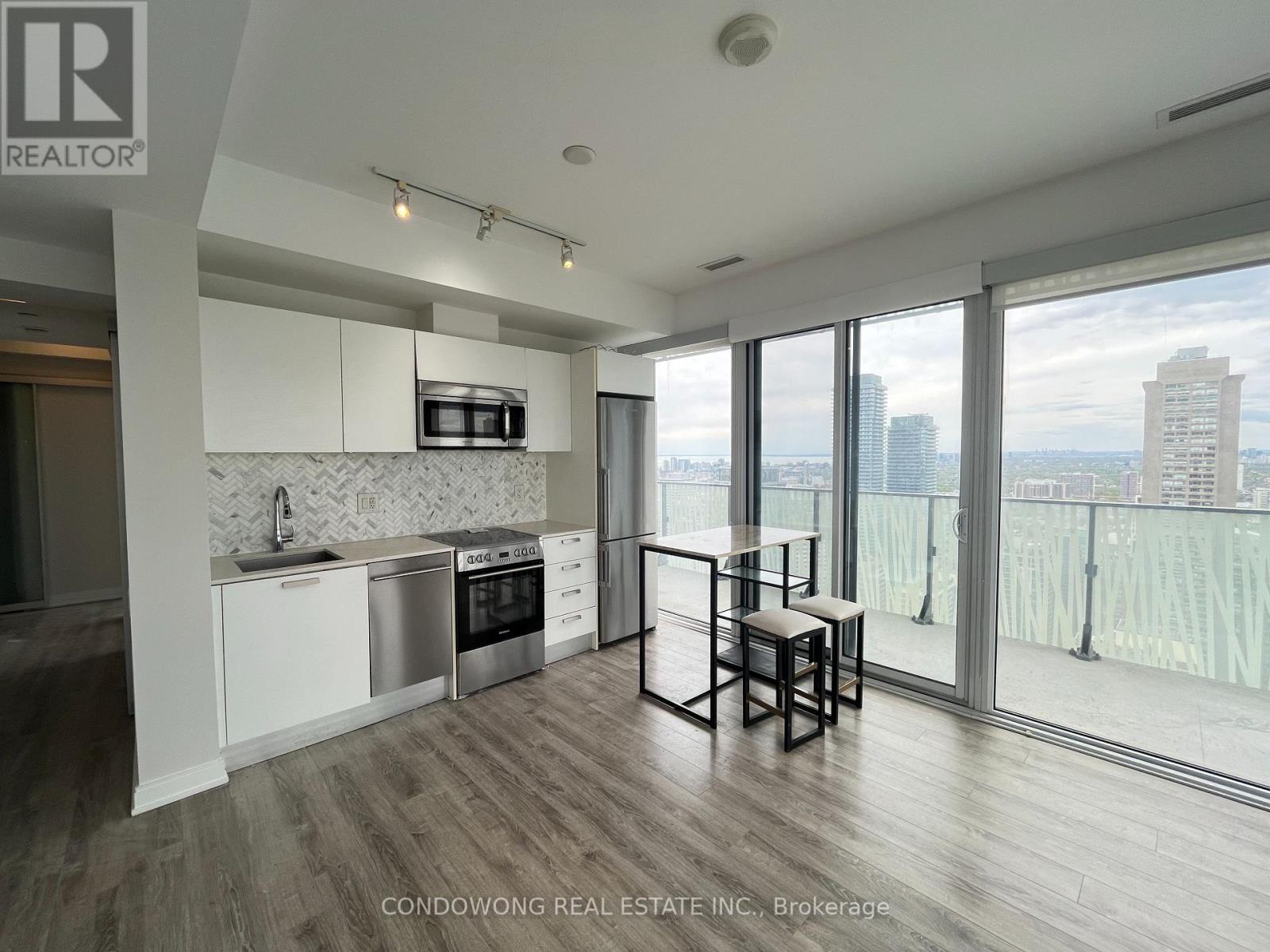 4006 - 42 Charles Street E, Toronto, Ontario  M4Y 0B7 - Photo 1 - C12147627