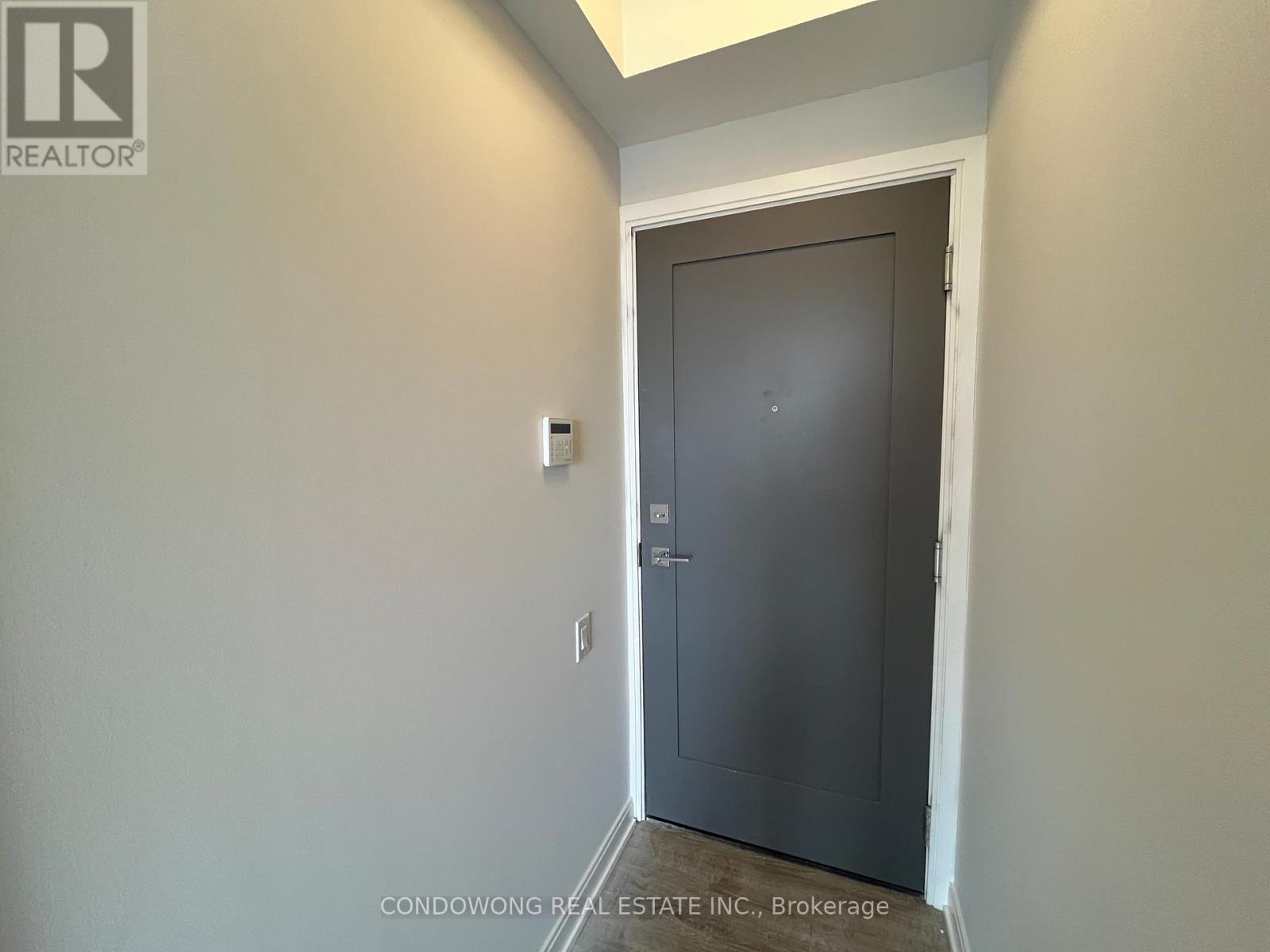 4006 - 42 Charles Street E, Toronto, Ontario  M4Y 0B7 - Photo 2 - C12147627