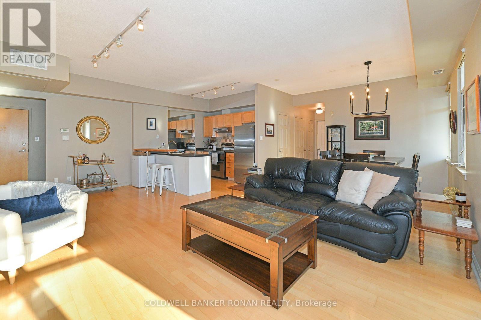 602 - 550 Front Street W, Toronto, Ontario  M5V 3N5 - Photo 5 - C12147631