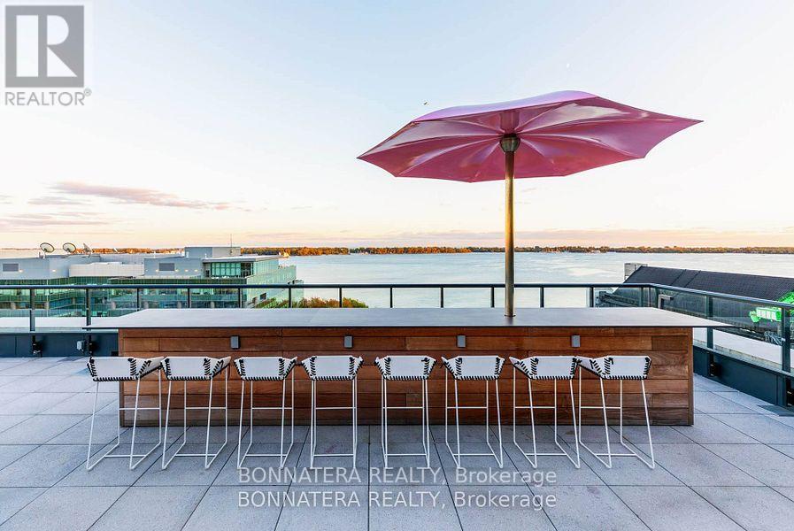 1016 - 130 Queens Quay E, Toronto, Ontario  M5A 0P6 - Photo 16 - C12147634
