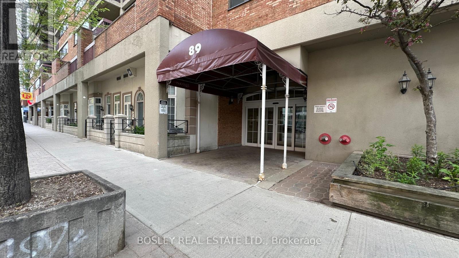 720 - 89 Mccaul Street, Toronto (Kensington-Chinatown), Ontario  M5T 2X3 - Photo 1 - C12147663
