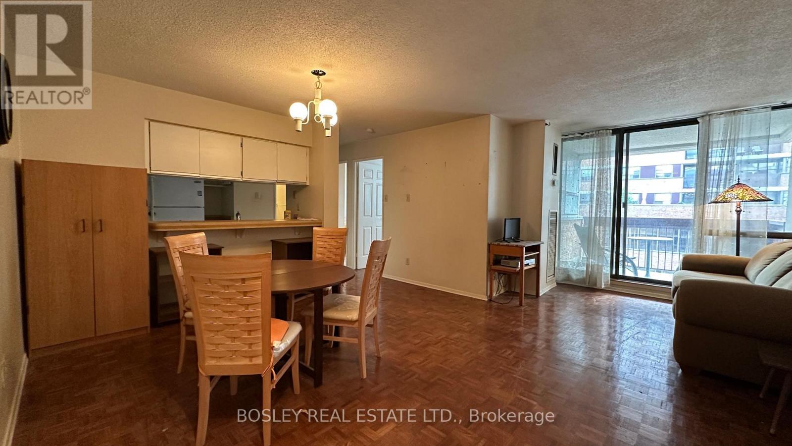 720 - 89 Mccaul Street, Toronto (Kensington-Chinatown), Ontario  M5T 2X3 - Photo 10 - C12147663