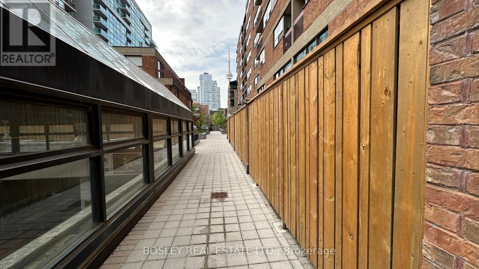 720 - 89 Mccaul Street, Toronto (Kensington-Chinatown), Ontario  M5T 2X3 - Photo 25 - C12147663