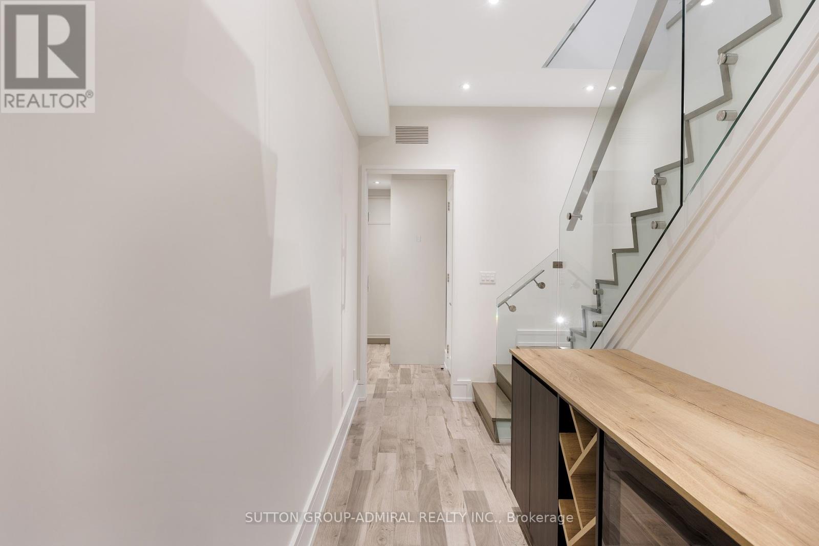 11 Thurloe Avenue, Toronto, Ontario  M4S 0B4 - Photo 40 - C12147707