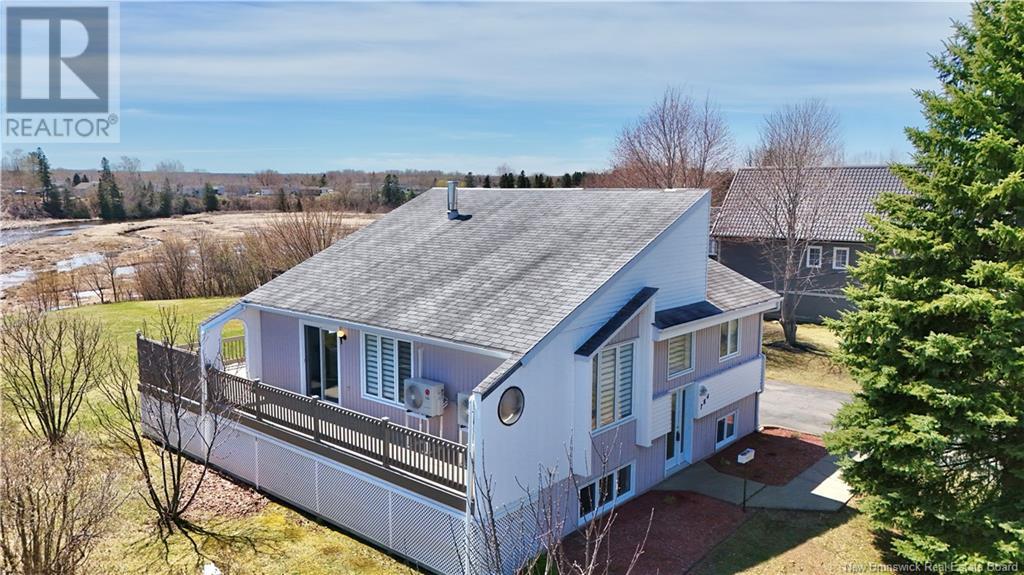 Property at 784 St Pierre image 5