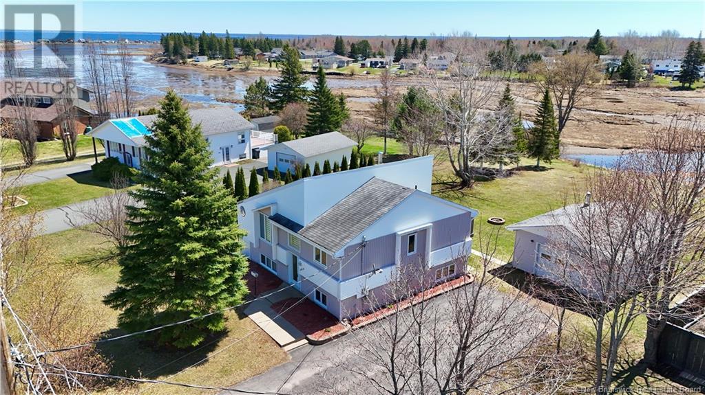 784 St Pierre, Beresford, New Brunswick  E8K 1S1 - Photo 7 - NB118441