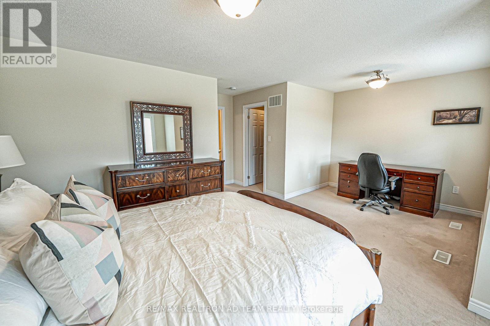 22 Bignell Crescent, Ajax (Northeast Ajax), Ontario  L1Z 0P6 - Photo 23 - E12147623